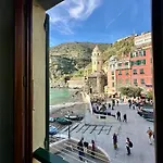 The Main Plaza - & Vendégház Vernazza
