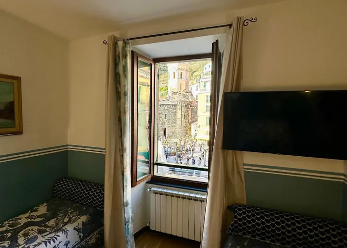 The Main Plaza - Rooms&suites 3* Vernazza