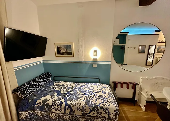 Affittacamere The Main Plaza - Rooms&suites Vernazza