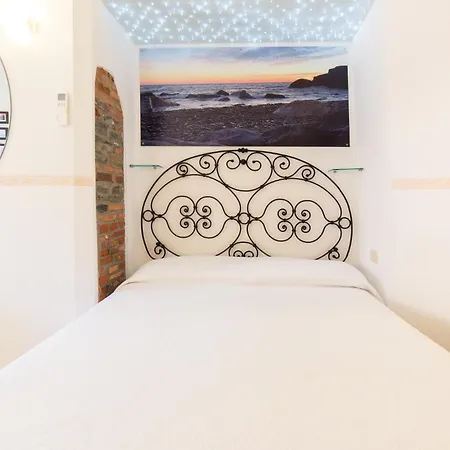 Vendégház The Main Plaza - & Vernazza