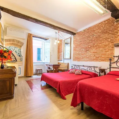 Vendégház The Main Plaza - &