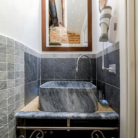 The Main Plaza - & Vendégház